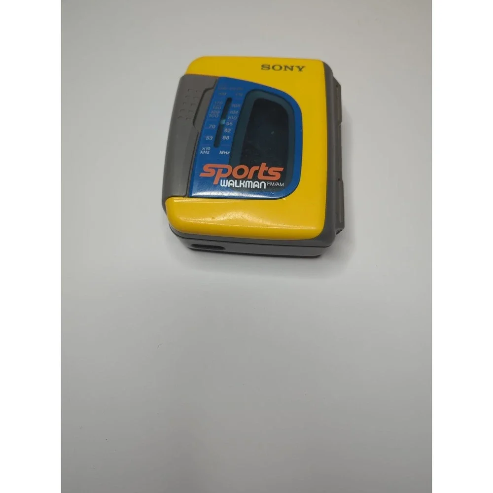 Vtg Sony Sports Walkman WM-FS191 Yellow AM/FM Cassette Player Tested